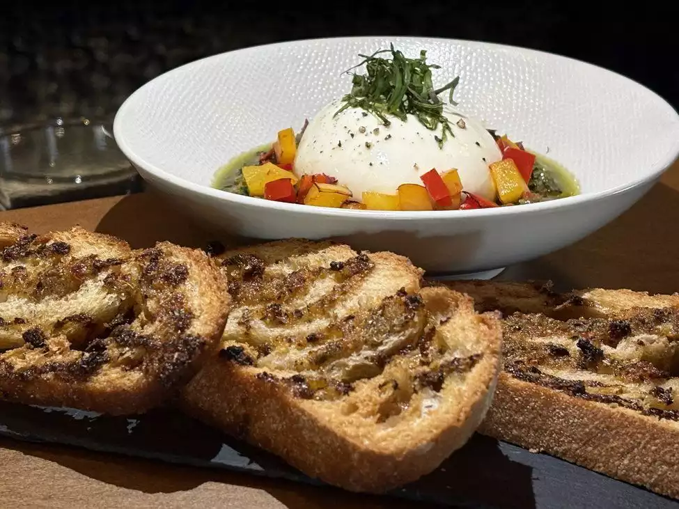 Burrata Catalana d'estiu - Le Chaudron 66